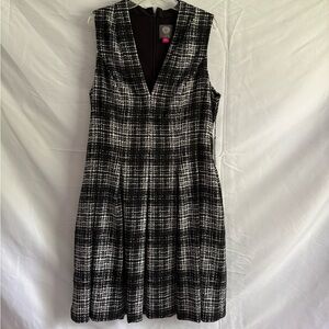 Vince Camuto Sleeveless V-Neck Black and White Plaid Shift Dress